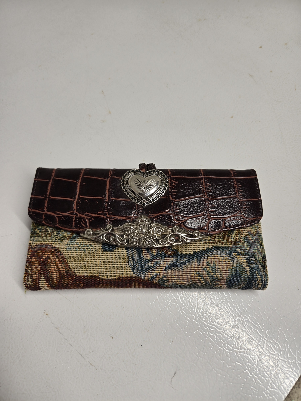 Brighten Brown Croc-Texture Heart Clasp Wallet/checkbook Holder